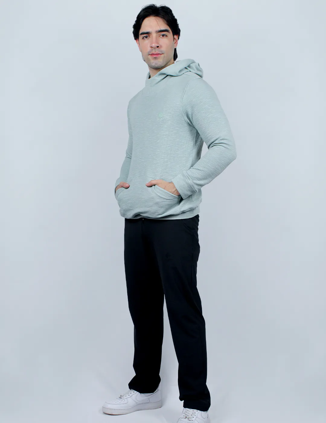 Buso Budapest - Seratus